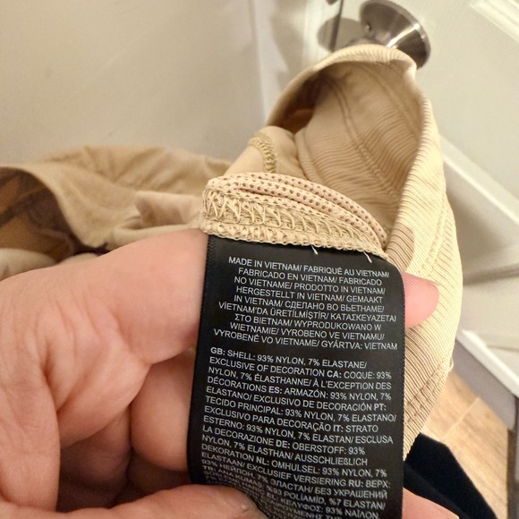 The North Face Women's Khaki Chinos - Picture 7 of 7